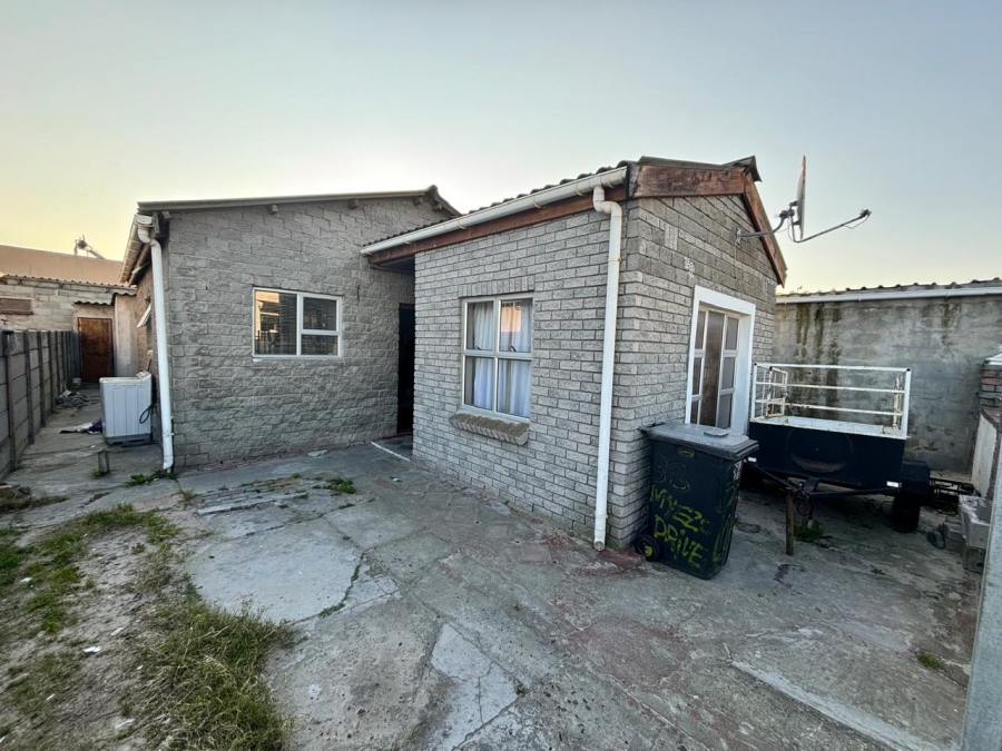 3 Bedroom Property for Sale in Philippi Western Cape